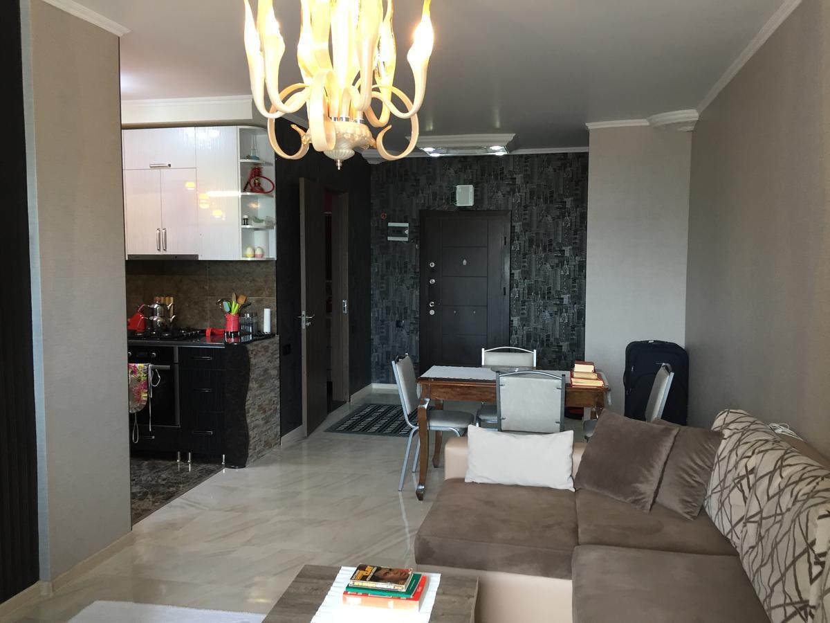 Apartment in Yalchin Star Residence Batumi Exterior foto